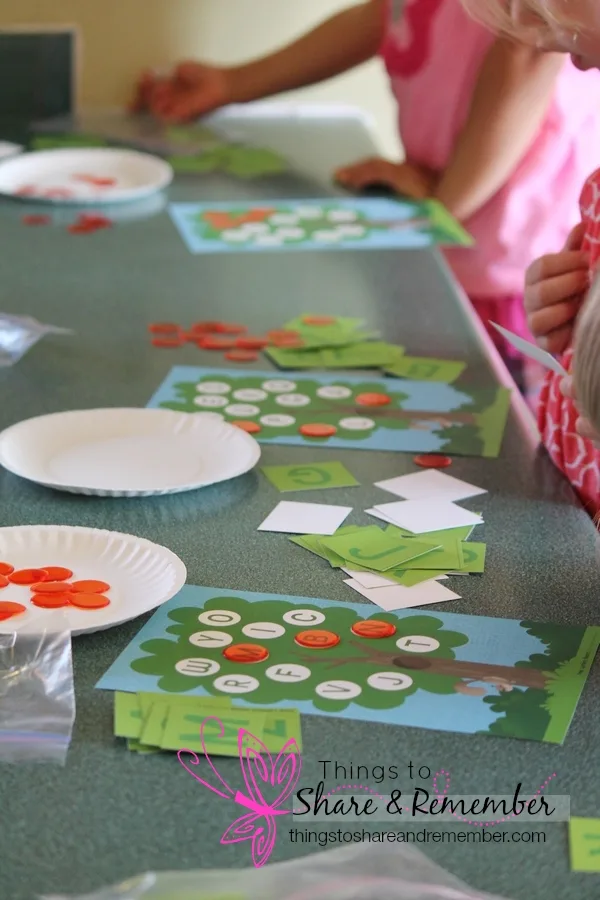 letter tree game #MGTblogger preschool literacy tree theme
