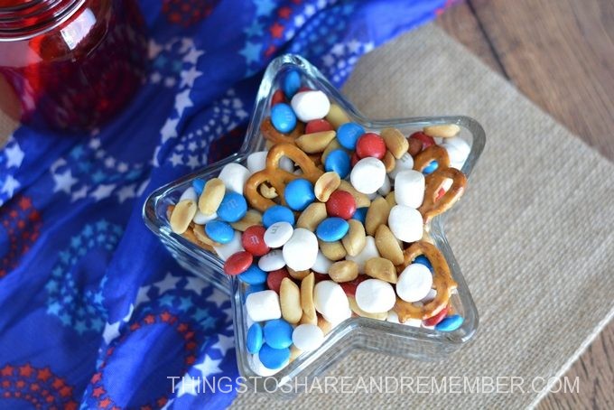 Red White & Blue M&M Snack Mix