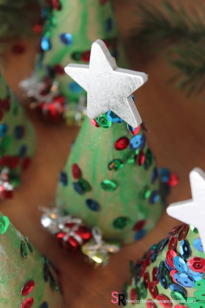 Sparkly Mini Christmas Trees