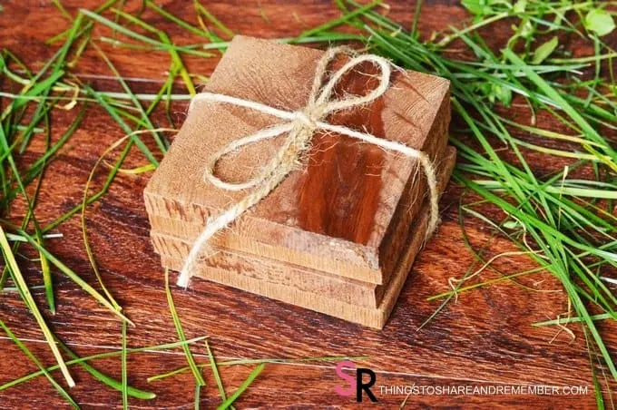 DIY Solid Cedar Coasters handmade holiday gift idea or Father's Day gift