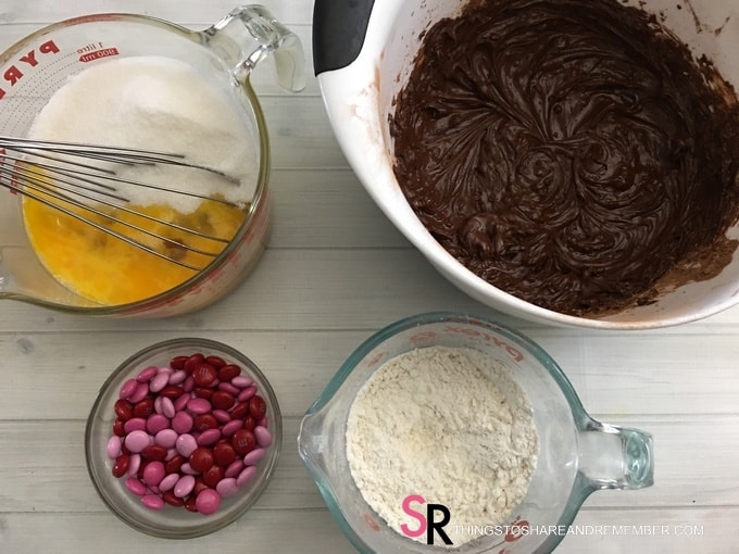 Valentine M&M Brownies ingredients
