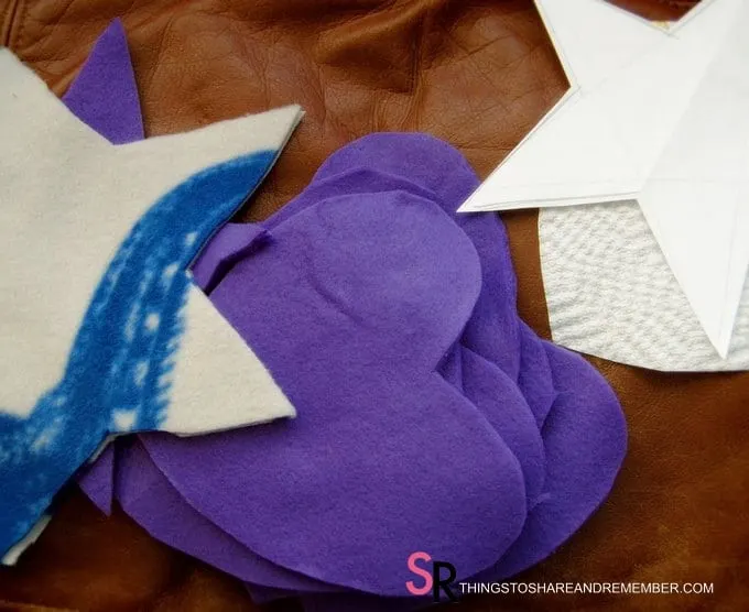 Heart Hand Warmer Tutorial with Printable Gift Label cut heart shape from fleece