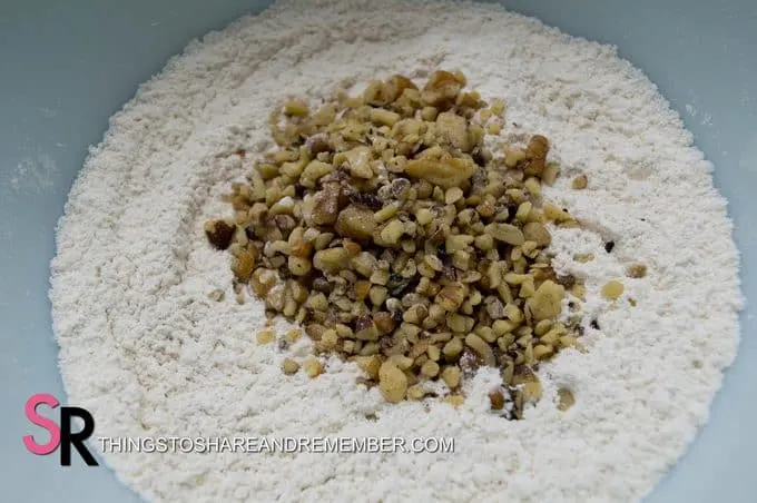flour, nutmeg, walnuts