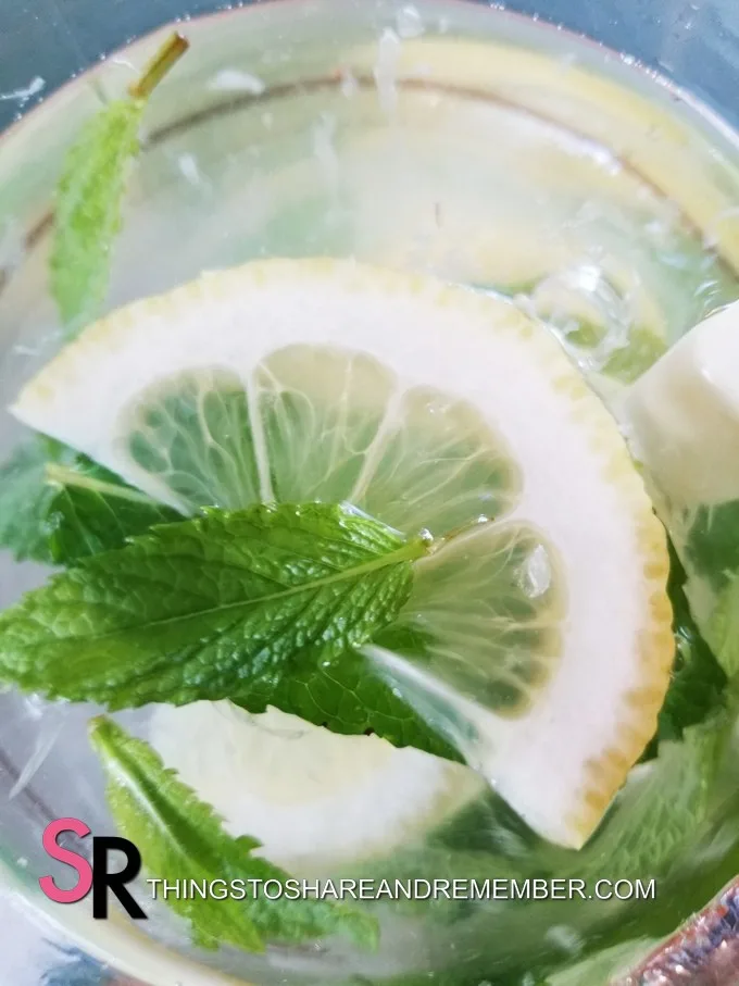 lemon and mint water