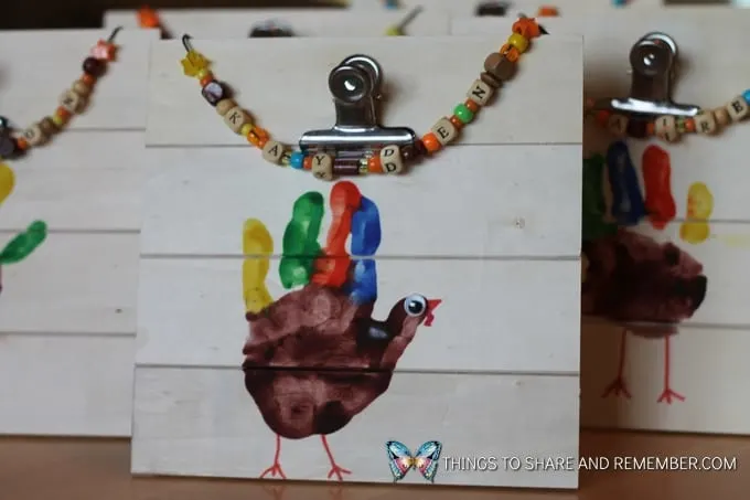 Share & Remember blog: Thanksgiving Handprint Wood Clip Frame Preschool Craft