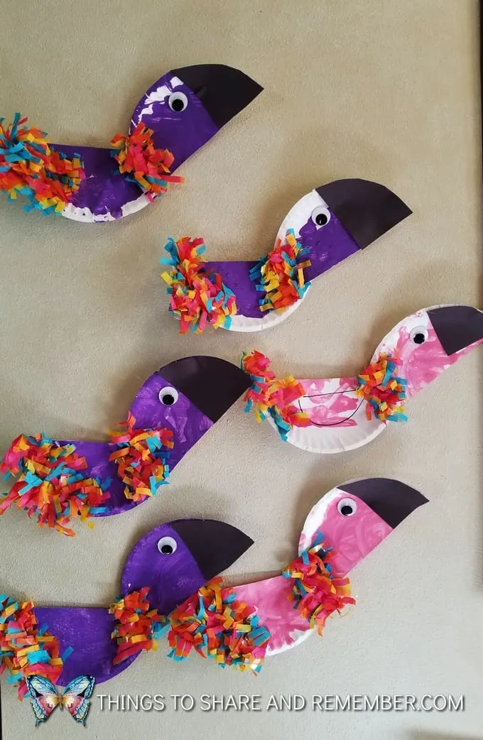 Rainforest Paper Plate Parrots