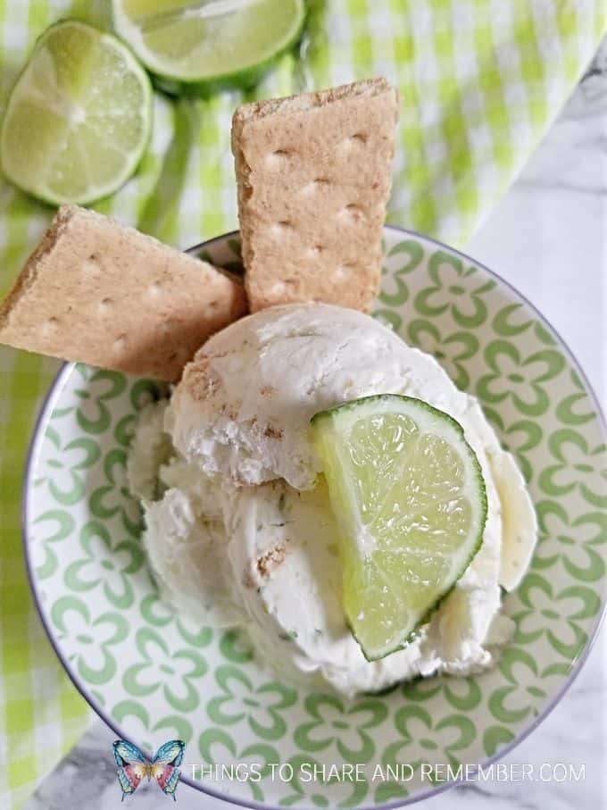 Key Lime Pie Ice Cream recipe with lime and graham crackers in a bowl 