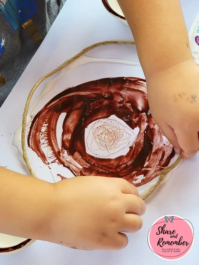 Learn about the rings a tree trunk makes as it grows through process art with this Tree Age Ring Art Invitation to Create.